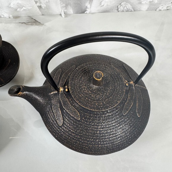 Teavana Cast Iron Tea Set Tetsubin Teapot Trivet 2 Cups Saucers Dragonfly Dragon - Picture 2 of 13